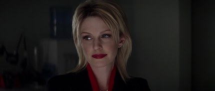 Kathryn as Rita Dunne in Paycheck