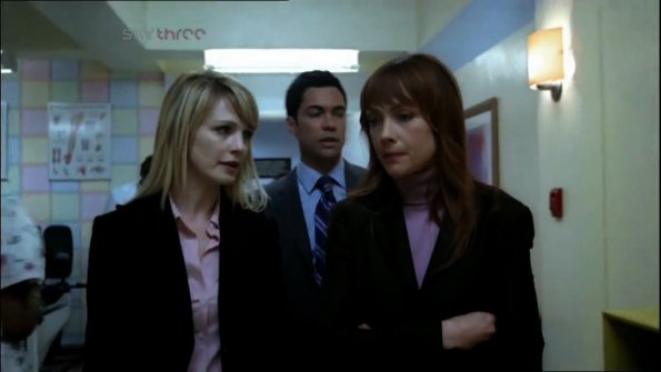 Cold_Case_S04E24_lilly_004