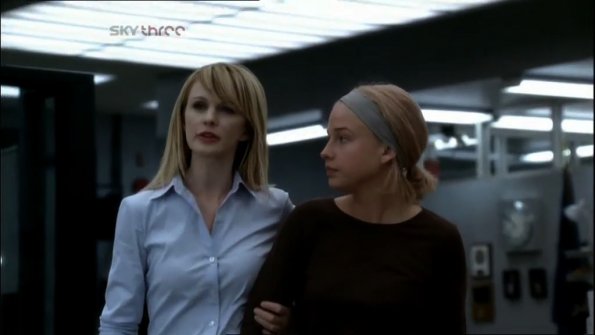 Cold_Case_S04E24_lilly_131