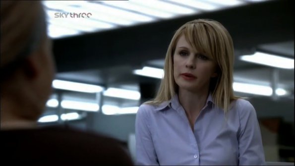 Cold_Case_S04E24_lilly_136