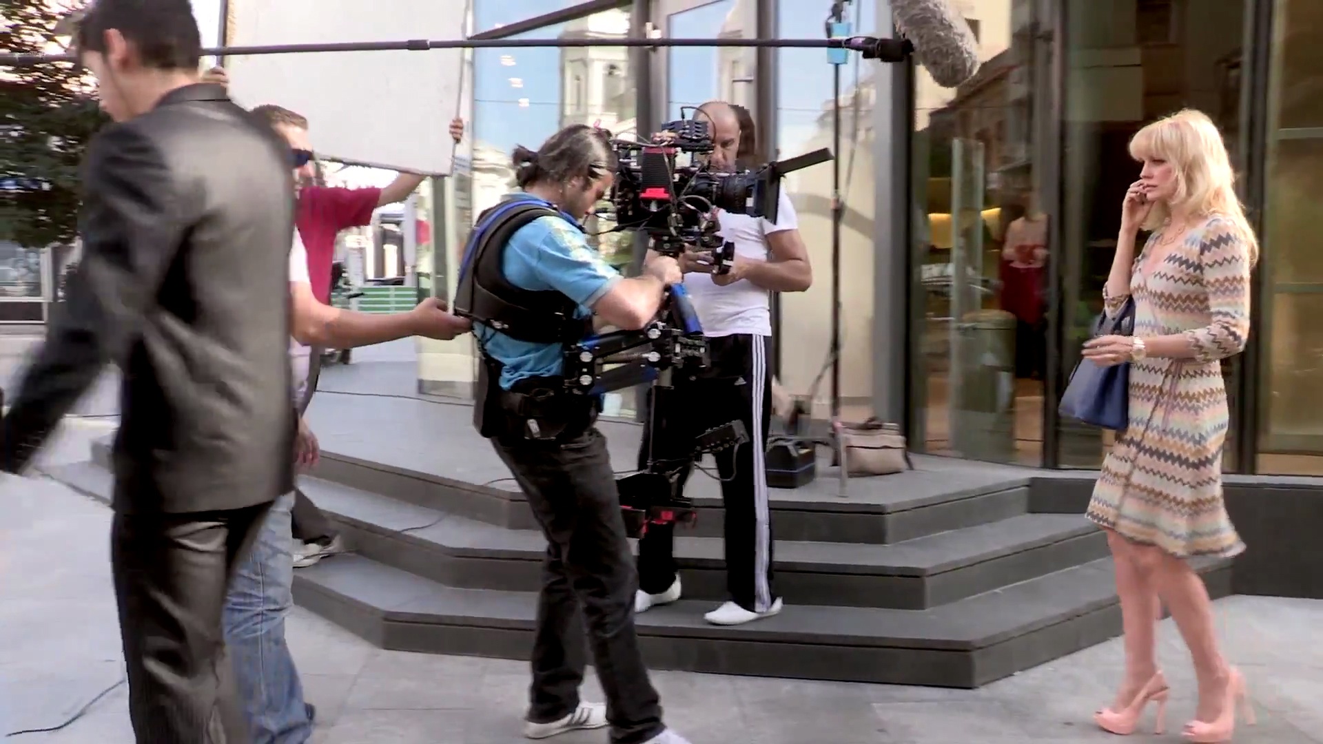 special_features_085