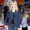 She has very good jeans/genes :-) fred_claus_79
