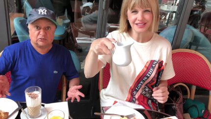 Jugs up! in_paris_016