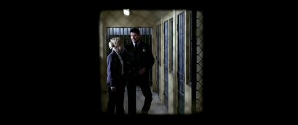 I think the camera man has the zoom lens on the wrong way round Cold_Case_S01E04_lilly_002
