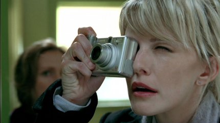 Ah, the never seen before and never seen again Cold Case squad camera Cold_Case_s01e08_1080p_123