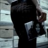 Worth a rub? (there is also a photo in the shot, trust me, there really is) Cold_Case_S02E03_lilly_241