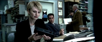 (That. Is. So. Hot) - Scotty, I can practically hear you thinking that! Cold_Case_S02E13_lilly_016